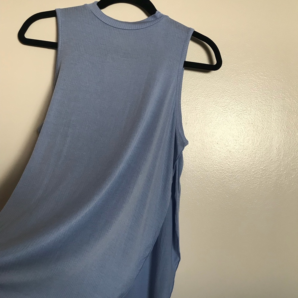 NEW UO side slit tank top with keyhole back - Picture 4 of 4